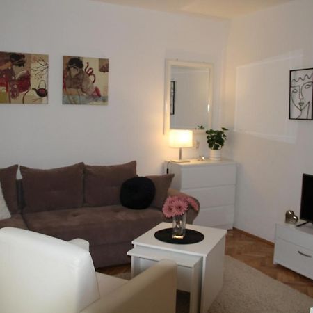 Apartment Sophie Novi Sad Exteriör bild
